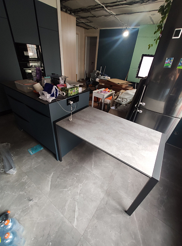 Стол Центавр бетон / графит фото покупателя 25