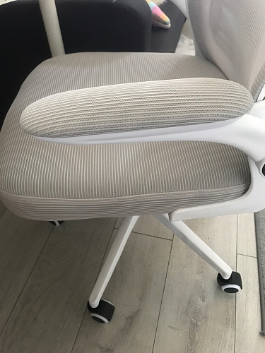 Компьютерное кресло Konfi light gray / white фото покупателя 107