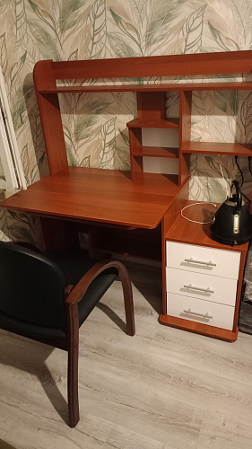 Компьютерный стол Мебелеф - 5 итальянский орех / черный глянец левый фото покупателя 1