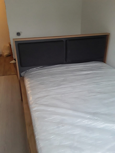 Двуспальная кровать Клауд 160х200 парящая дуб крафт золотой / антрацит фото покупателя 77