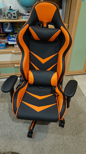 Компьютерное кресло Racer черный / красный / бежевый фото покупателя 141