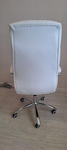 Компьютерное кресло Monte белое фото покупателя 19