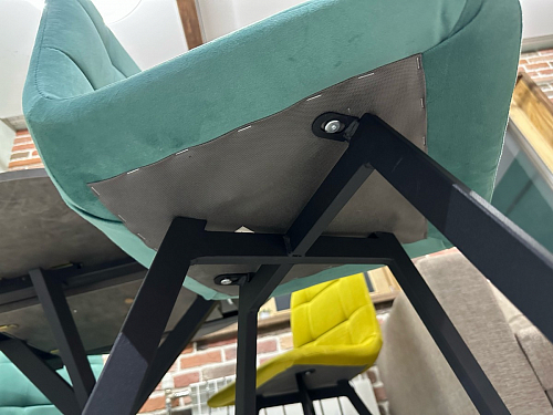 Стул на металлокаркасе Чилли черный / зеленый фото покупателя 1355