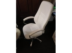 Компьютерное кресло Aragon белое фото покупателя 2