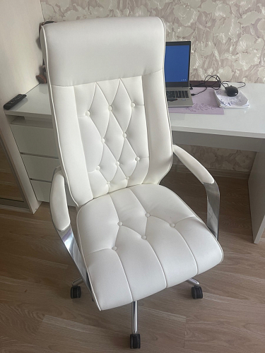 Компьютерное кресло Sarabi белое фото покупателя 5