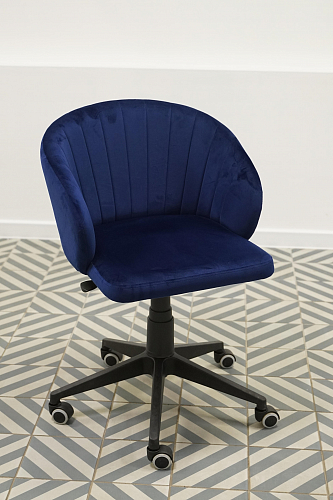 Компьютерное кресло Пард сиреневый из шоурума 7