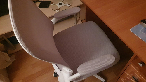 Компьютерное кресло Konfi light gray / white фото покупателя 314