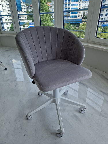 Компьютерное кресло Пард экокожа белый фото покупателя 24