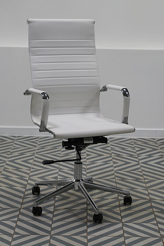 Компьютерное кресло Reus сетка белый / хром из шоурума 1