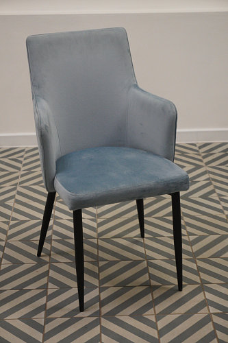 Стул на металлокаркасе Benza dark blue из шоурума 4