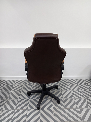 Компьютерное кресло Kadis коричневое / бежевое из шоурума 4