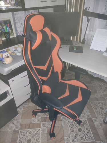 Компьютерное кресло Racer черное / красное фото покупателя 164