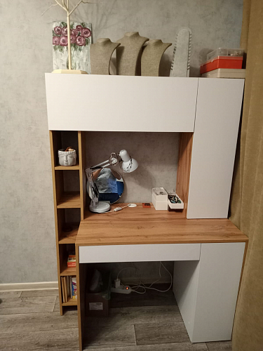 Письменный стол Эго Ст-3 на ножках бетон светлый / белый глянец фото покупателя 4