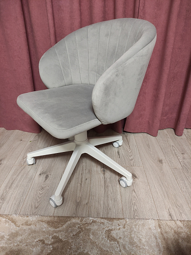 Компьютерное кресло Пард экокожа белый фото покупателя 60