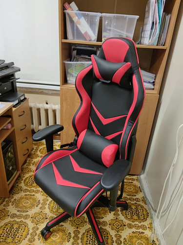 Компьютерное кресло Racer черный / красный / бежевый фото покупателя 15
