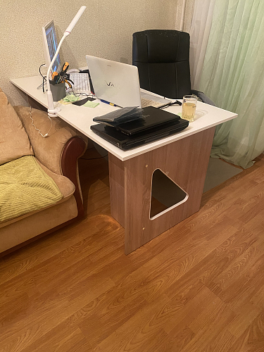 Компьютерный стол СКП-8 GL-8 белый с черным фото покупателя 1