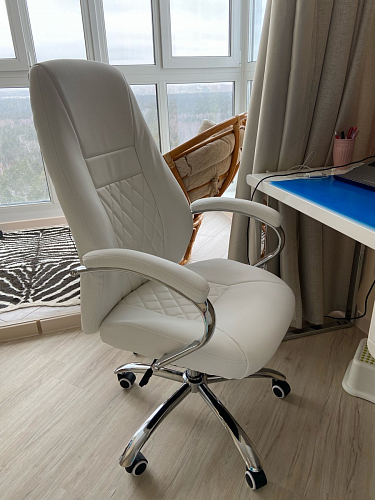 Компьютерное кресло Aragon белое фото покупателя 138