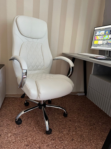 Компьютерное кресло Tron black фото покупателя 7