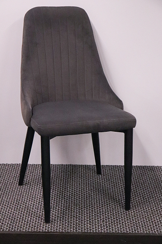 Стул на металлокаркасе Kora green / black из шоурума 3