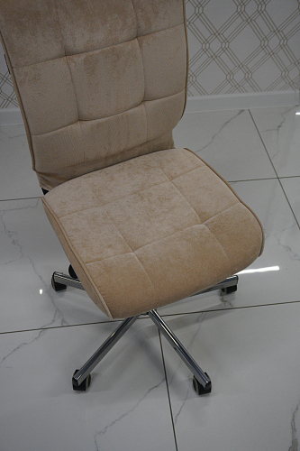 Компьютерное кресло Бюрократ CH-330M/velv86 голубой velvet 86 / крестовина металл из шоурума 1