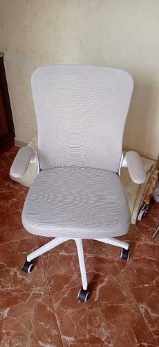 Компьютерное кресло Konfi light gray / white фото покупателя 296