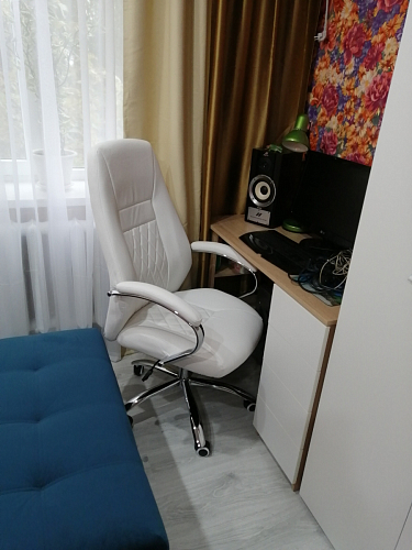 Компьютерное кресло Aragon белое фото покупателя 63