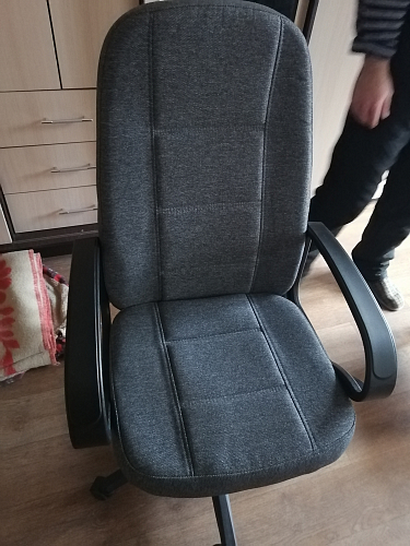 Компьютерное кресло CH747 черный, экокожа фото покупателя 7