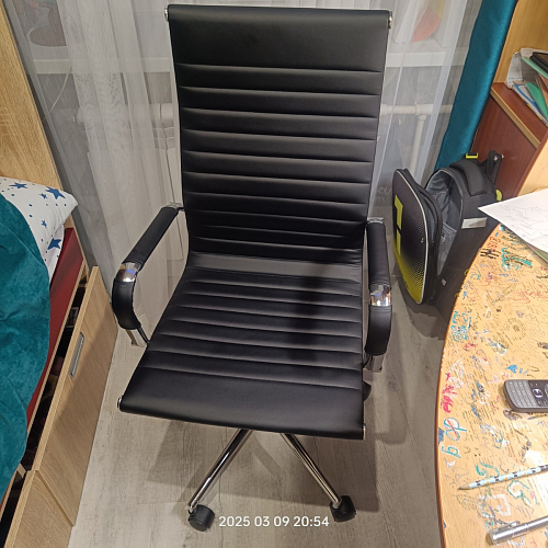 Компьютерное кресло Reus черная сетка / хром фото покупателя 74