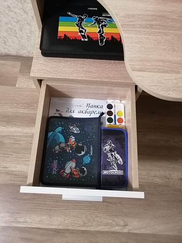 Стол компьютерный КСТ-16 бетон / белый фото покупателя 4