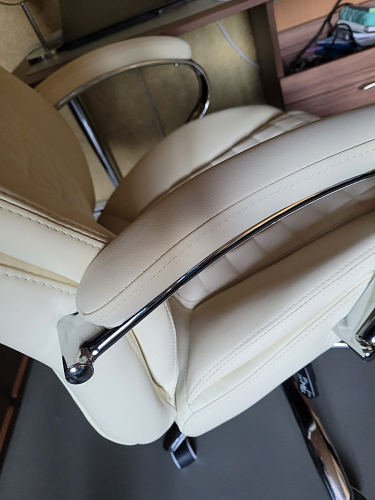 Компьютерное кресло Herd темно-бежевое фото покупателя 28