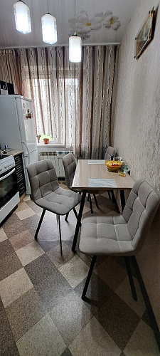 Стул на металлокаркасе Чилли К черный / зеленый фото покупателя 323