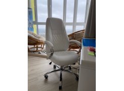 Компьютерное кресло Aragon белое фото покупателя 137