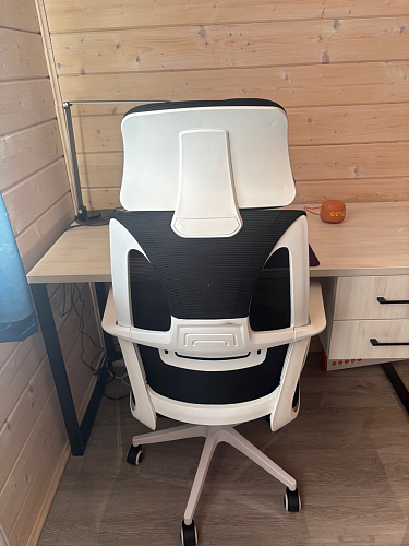 Компьютерное кресло Golem black / white фото покупателя 50