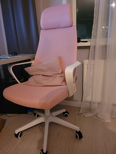 Компьютерное кресло Golem black / white фото покупателя 14