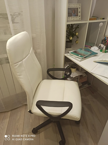 Компьютерное кресло Favor белое фото покупателя 1