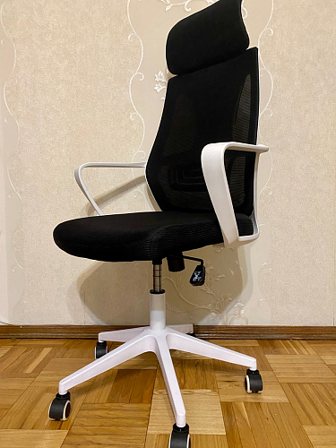 Компьютерное кресло Golem dark gray / gray / white фото покупателя 56