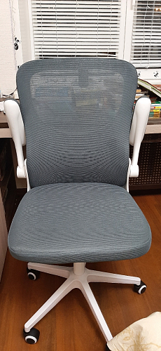 Компьютерное кресло Konfi gray / blue / white фото покупателя 57