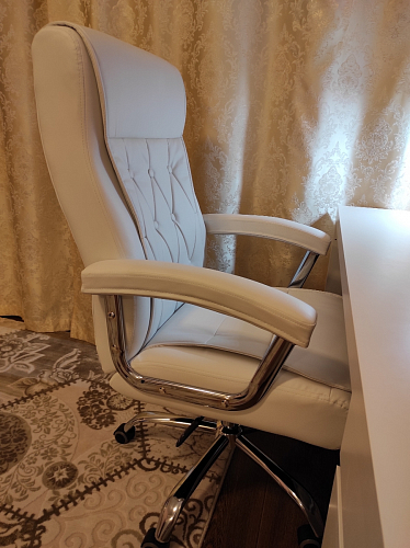 Компьютерное кресло Class white фото покупателя 46