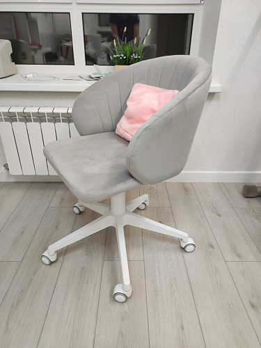 Компьютерное кресло Пард confetti silver серый / черный фото покупателя 170