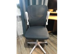 Компьютерное кресло Konfi light gray / white фото покупателя 306