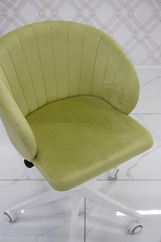 Компьютерное кресло Пард confetti silver серый / черный из шоурума 9