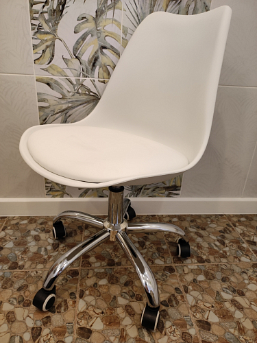 Компьютерное кресло Kolin с подушкой clear / white фото покупателя 595