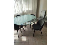 Стул на металлокаркасе Gabi 1 бежевый / черный с серебряными наконечниками фото покупателя 215