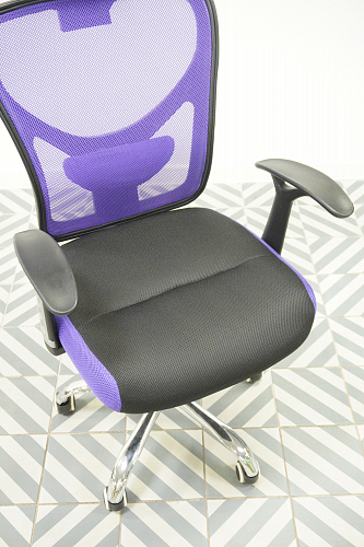 Компьютерное кресло Lody 1 фиолетовое / черное из шоурума 1