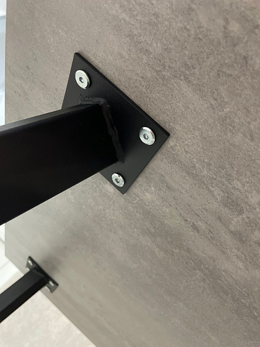 Стол Тринити Лофт 120 32 мм бетон / черный матовый фото покупателя 734