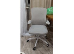 Компьютерное кресло Konfi light gray / white фото покупателя 117
