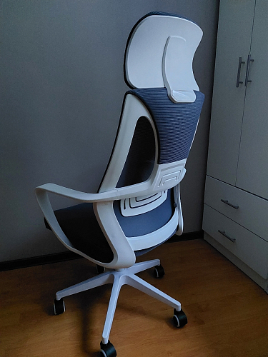 Компьютерное кресло Golem dark gray / gray / white фото покупателя 20