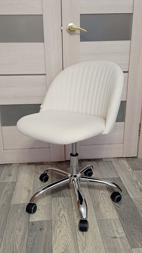 Компьютерное кресло Melody молочное фото покупателя 109