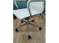 Компьютерное кресло Reus черная сетка / хром фото покупателя 51