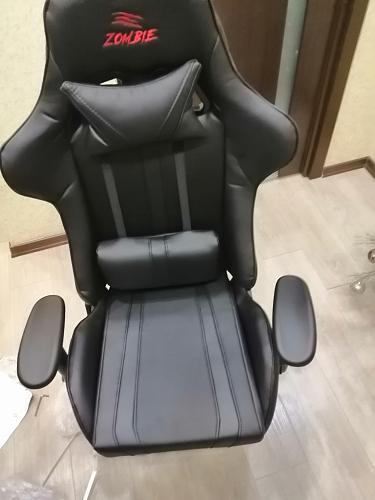 Компьтерное кресло Viking Zombie A4 gn черное / зеленое фото покупателя 1